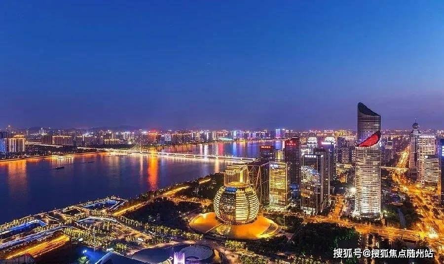 新澳资料免费,专业调查具体解析_闪电版22.227