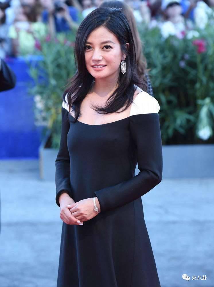 大头女明星的独特魅力与时尚潮流的碰撞