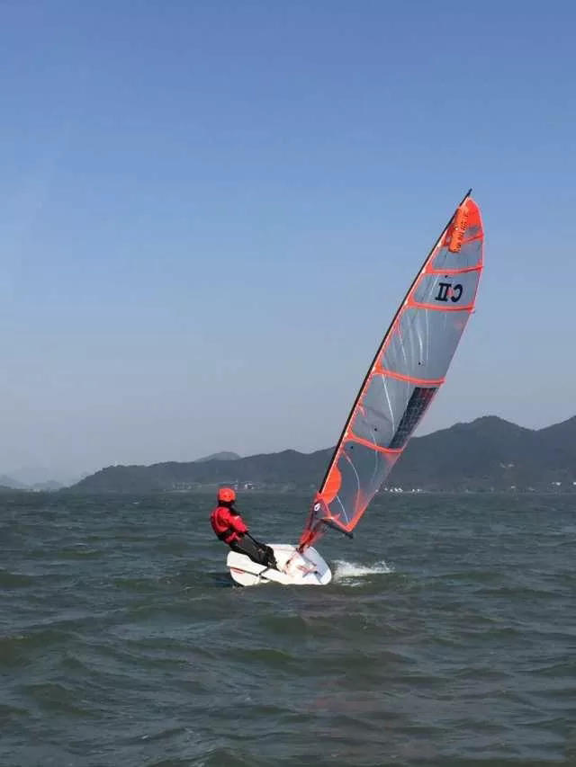 逐浪最新，自然美景探索之旅，寻找内心的平和静谧